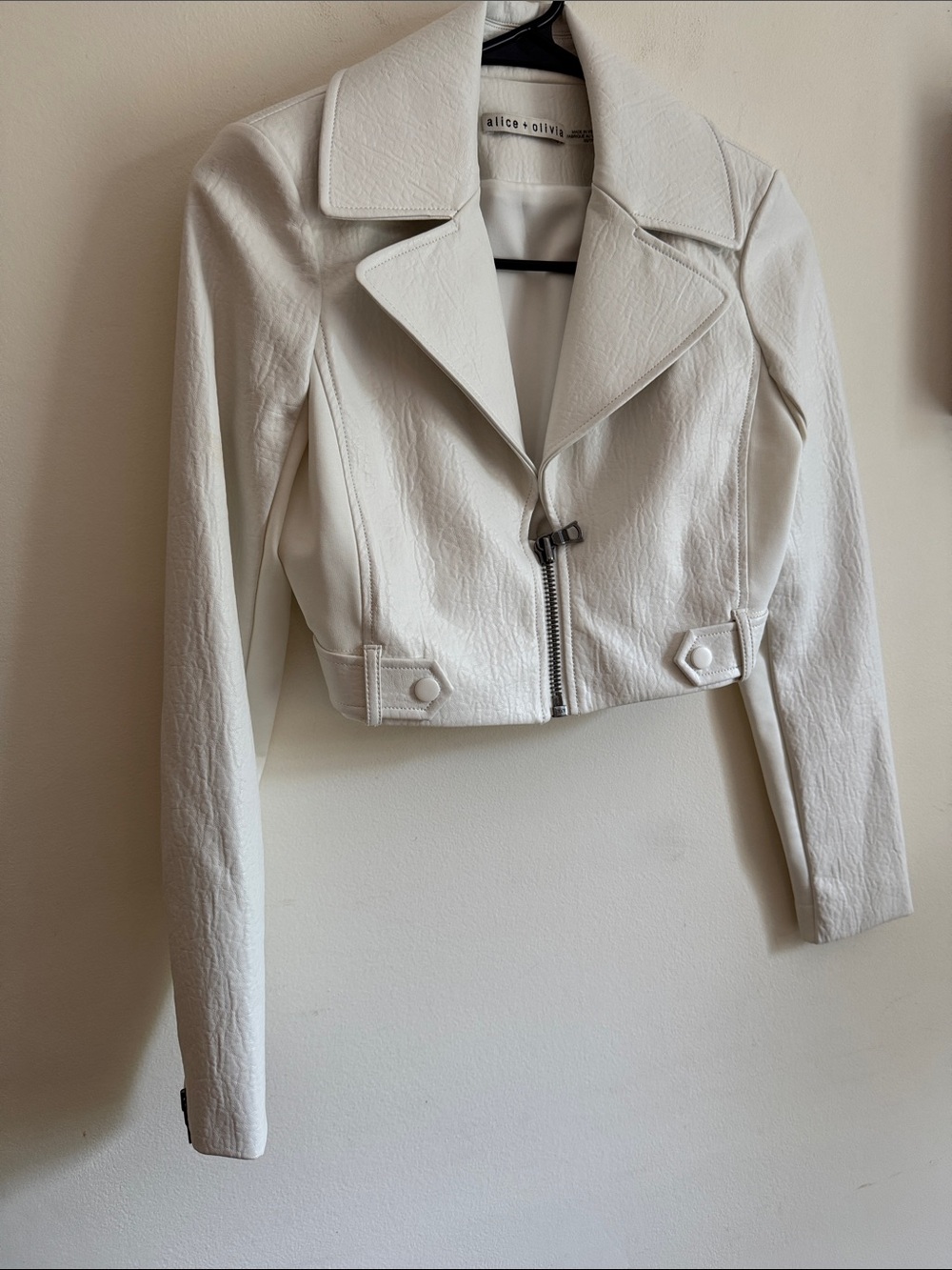 Alice + Olivia Off-White Cropped Moto Jacket